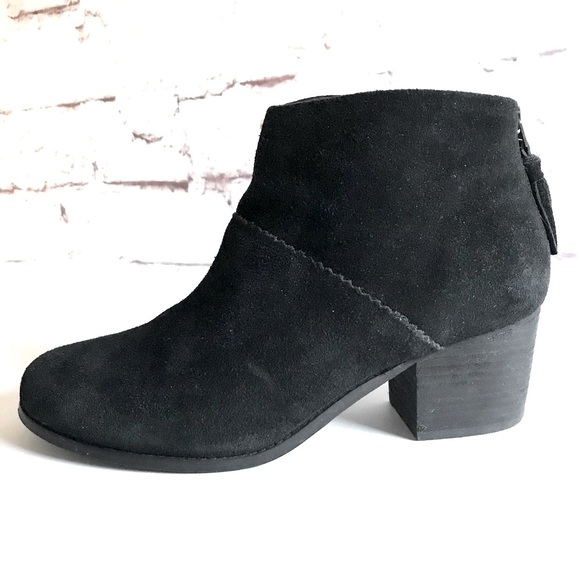 TOMS Black Suede Stacked Block Heel Size 10 Ankle Boots Booties - Picture 3 of 16